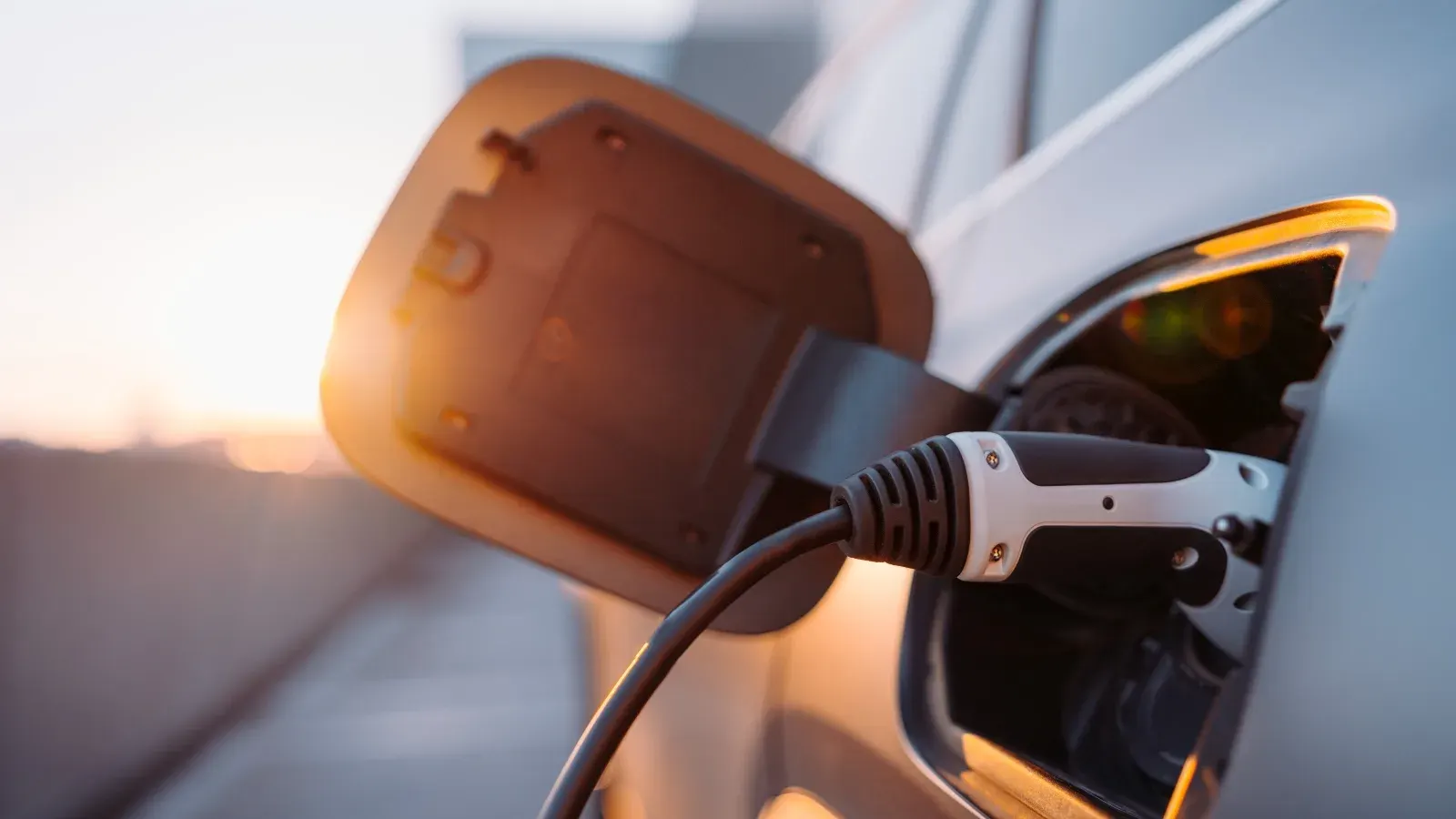 Imagem ilustrativa - tempo de carregamento de um veículo elétrico